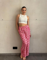 Leo Musselinhose mit weitem Bein