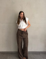 Leo Musselinhose mit weitem Bein