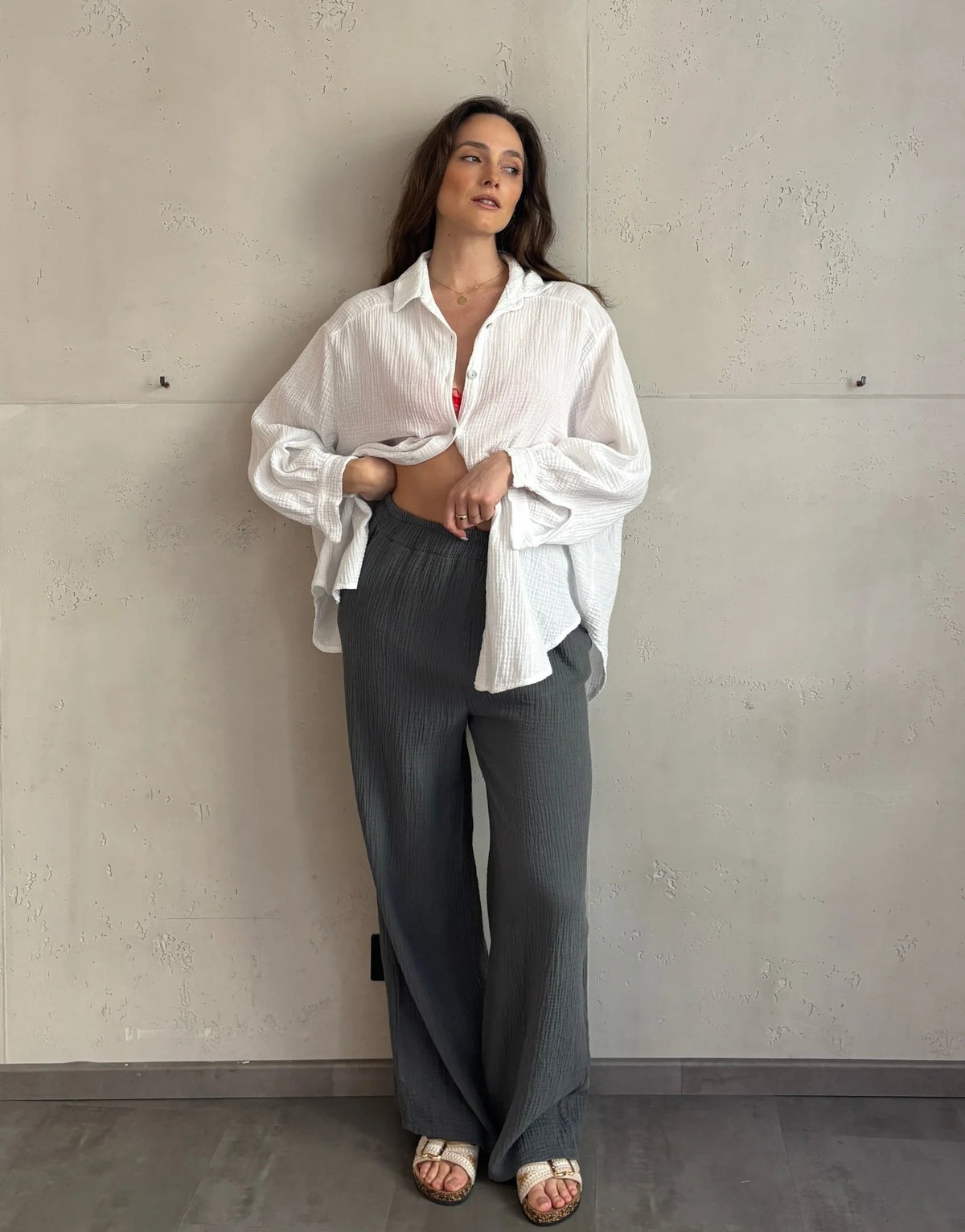 Unifarbene Musselinhose aus 100% Baumwolle