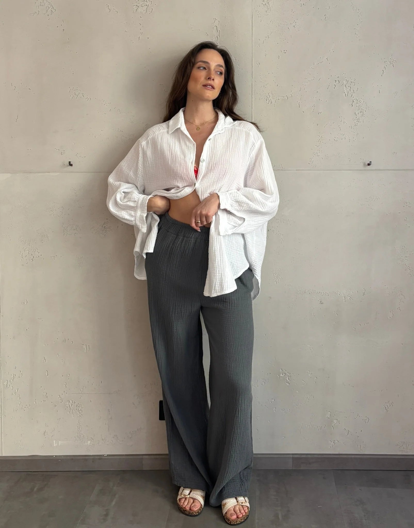 Unifarbene Musselinhose aus 100% Baumwolle