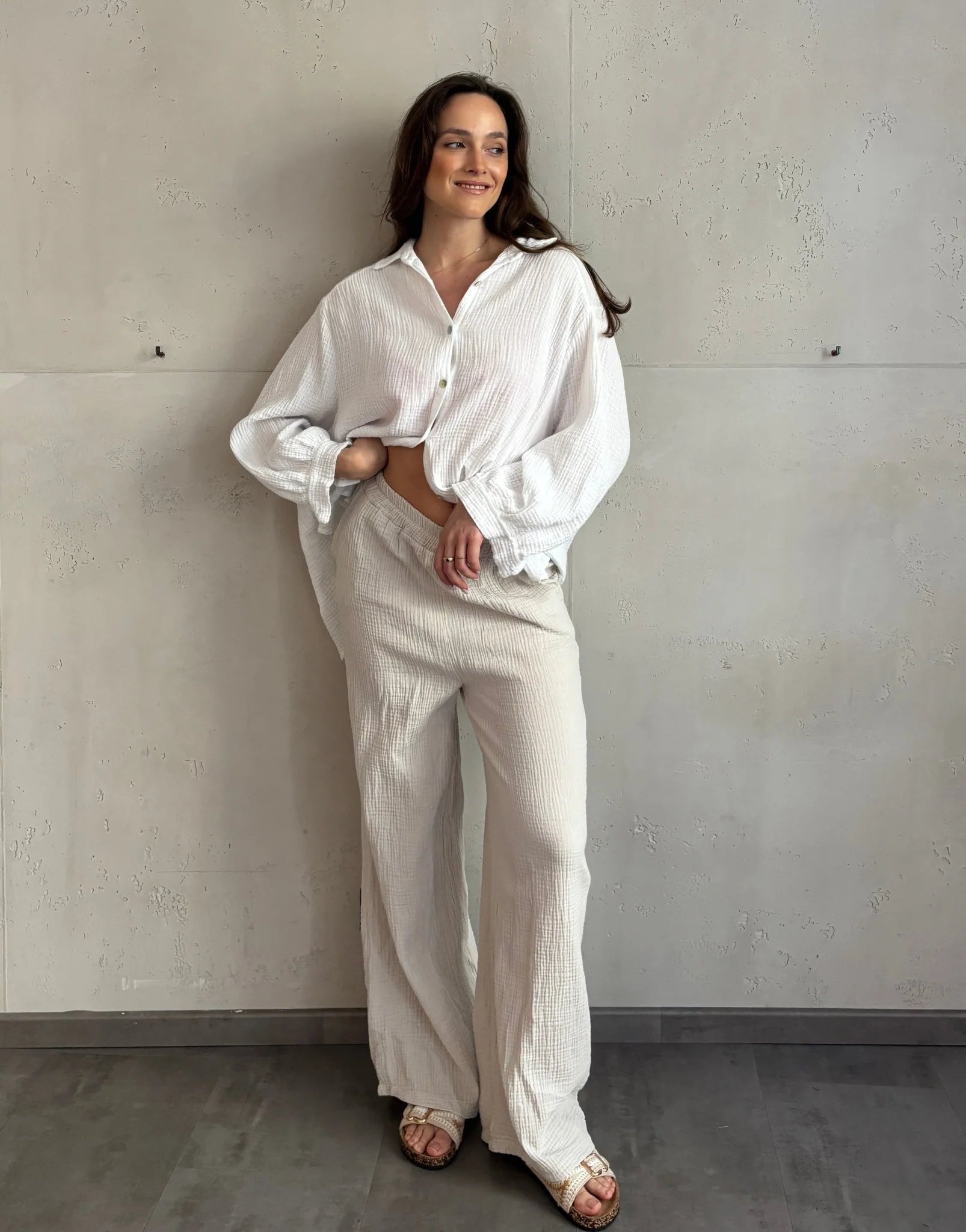 Unifarbene Musselinhose aus 100% Baumwolle
